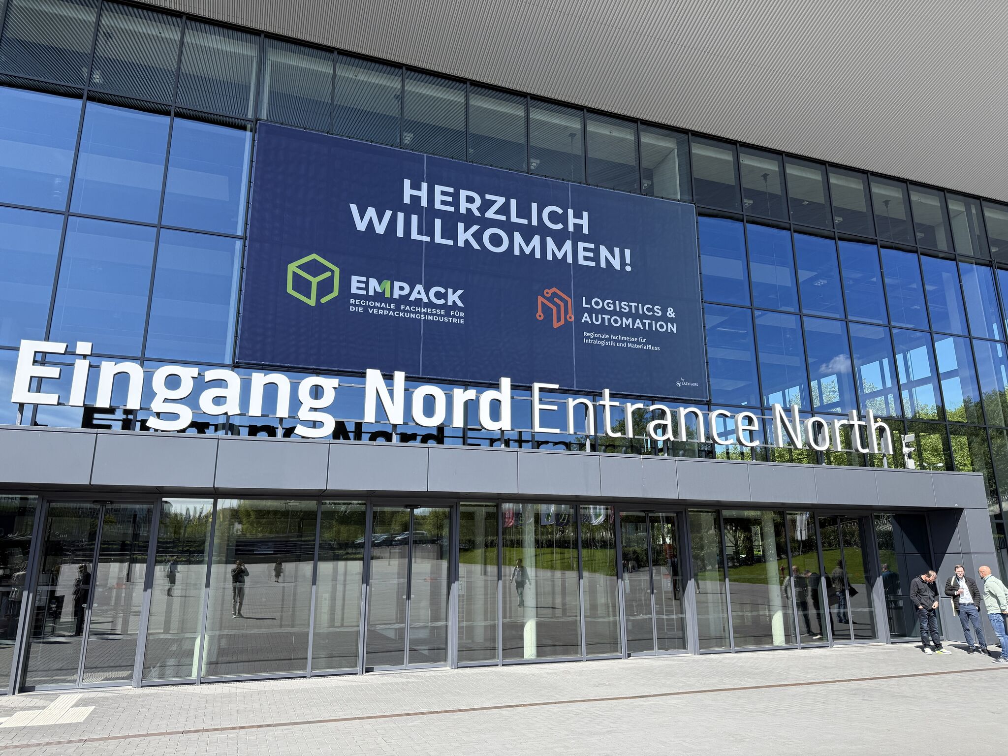 Logistics & Automation Dortmund: A Showcase for Robots - But Not for Cleaning?