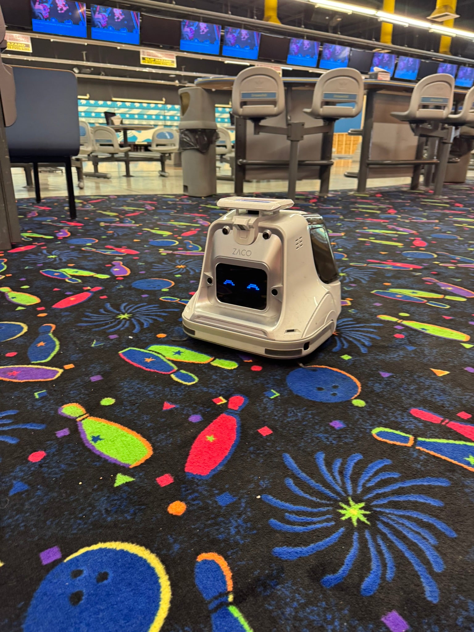 The ZACO X1000 cleaning the bowling area