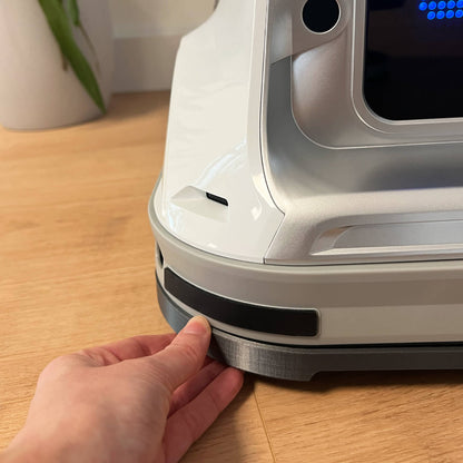hand holding bumper of robot